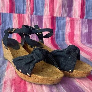 Shoe dazzle Demin Tonya Wedge Sandals 9.5
